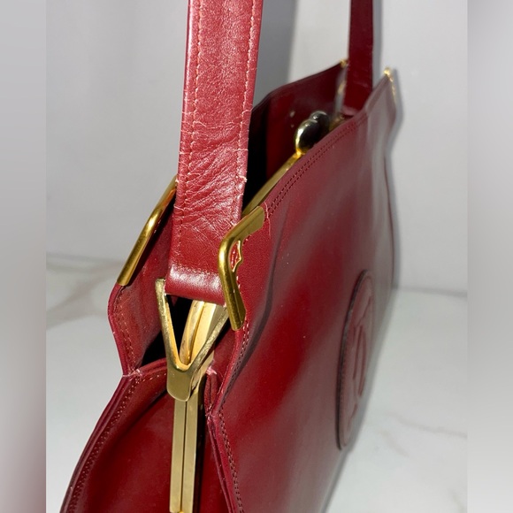 Auth CARTIER KissLock Crossbody Bag - Picture 13 of 15